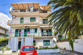  Apartment Zorka  Макарска 